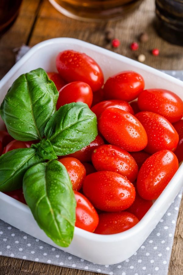 Tomate tipo uva uvalina rojo al por mayor